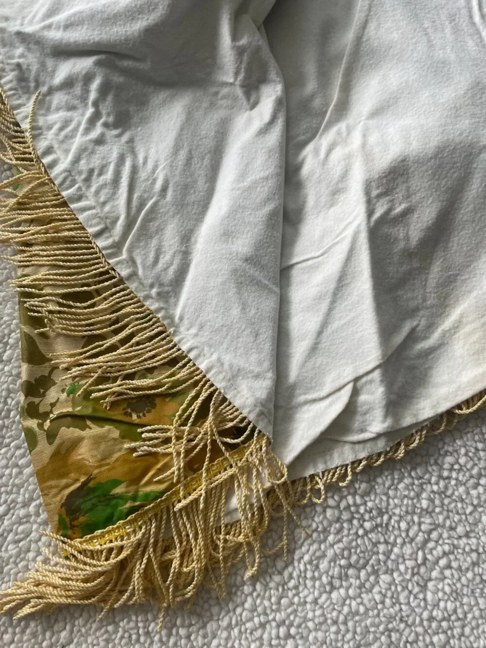 Vintage Vinyl Flannel Back Round Tablecloth with Fringe Floral Gold Green 49